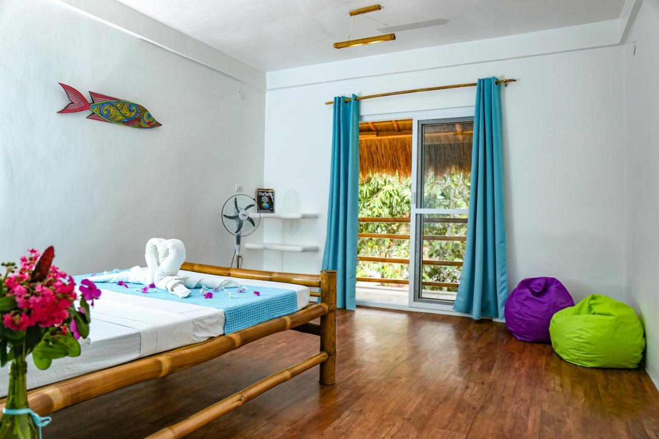 Lunazul Guesthouse San Vicente  Exterior photo