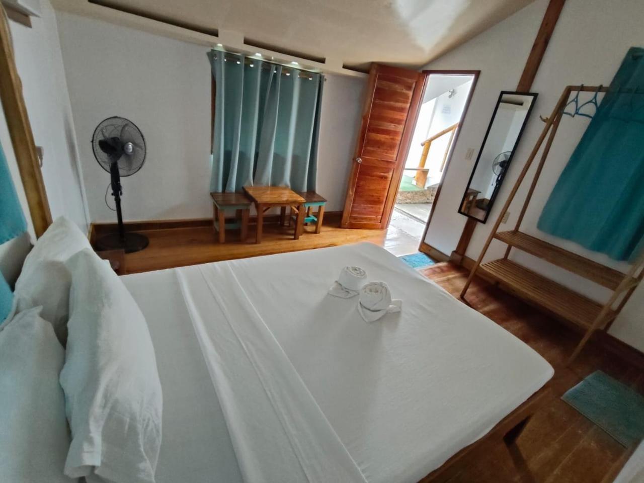 Lunazul Guesthouse San Vicente  Exterior photo